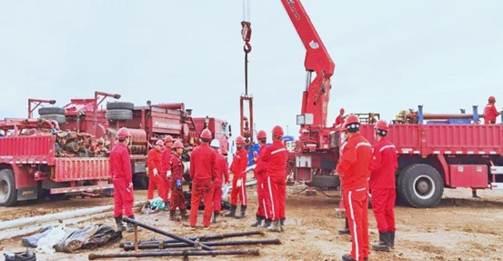 Integrated fracturing and sand control service